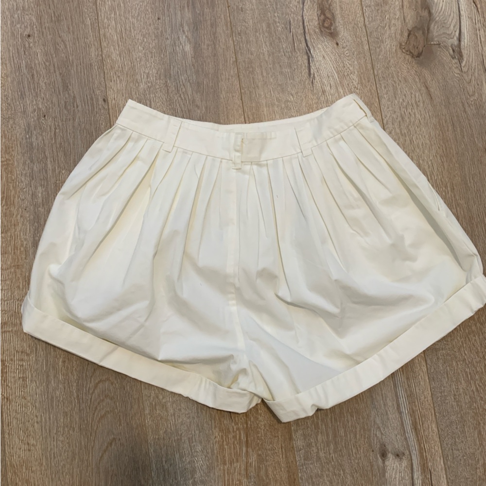 Dôen Paige Short - Picture 2 of 5
